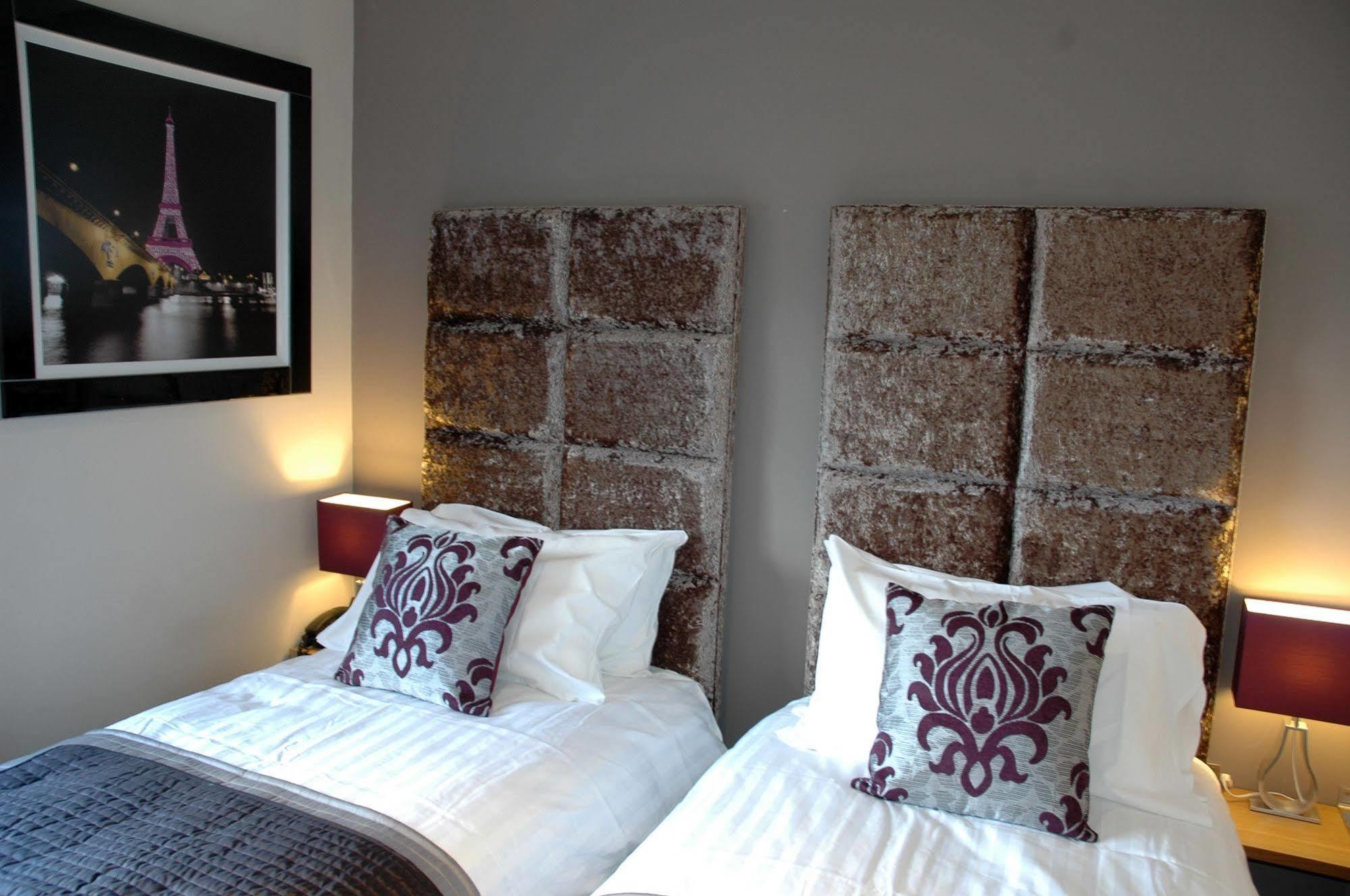 Heathrow 4* Hounslow